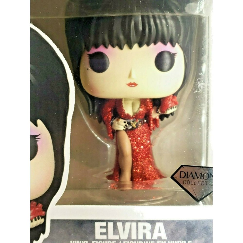 Funko 68 ELVIRA DIAMOND Glitter Dress Heart in Hand Icons 40 Years Unopened